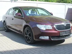Rot Gebraucht 2009 Skoda Superb Ambition Limousine | 5.990 € (Teuer)