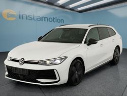 Weiß Neu 2025 VW Passat Kombi | 46.449 € (Guter Preis)