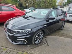 Colore esterno new nero Gebraucht 2017 Fiat Tipo Lounge Kombi | 8.790 € (Fairer Preis)