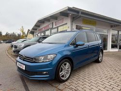 Carribean blue Gebraucht 2021 VW Touran Comfortline Van / Kleinbus | 20.900 € (Superpreis)