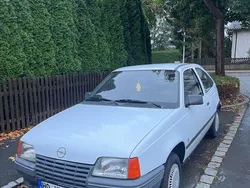 Weiß Gebraucht 1988 Opel Kadett Limousine | 1.199 €