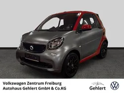 Rot Gebraucht 2016 Smart ForTwo Cabrio Cabrio | 11.900 € (Guter Preis)