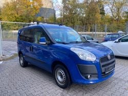 Blau Gebraucht 2011 Fiat Doblò Dynamic Van / Kleinbus | 4.600 € (Etwas zu teuer)