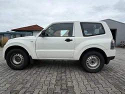 Weiß Gebraucht 2010 Mitsubishi Pajero SUV | 20.230 € (Superpreis)