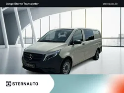 Kieselgrau Gebraucht 2021 Mercedes Vito Van / Kleinbus | 29.900 € (Guter Preis)