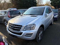 Iridiumsilber metalliclack Gebraucht 2011 Mercedes ML350 Edition SUV | 5.999 € (Guter Preis)