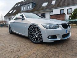Grau Gebraucht 2011 BMW 335 Cabriolet M Sport Cabrio | 25.000 €