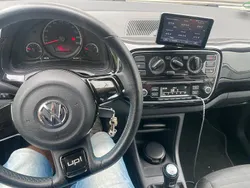 Weiß Gebraucht 2014 VW up! Kleinwagen | 5.500 € (Fairer Preis)