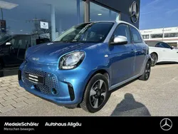 Blau Gebraucht 2021 Smart ForFour Electric Drive Limousine | 8.930 € (Fairer Preis)