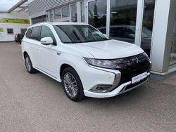 Andenweiß Gebraucht 2021 Mitsubishi Outlander P-HEV Plus SUV | 23.985 € (Fairer Preis)