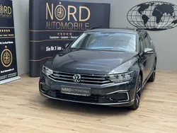 Grau Gebraucht 2022 VW Passat GTE Kombi | 21.989 € (Superpreis)