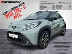 Urban khaki (6x3)/ black mica (2 Neu 2025 Toyota Aygo Kleinwagen | 20.490 €