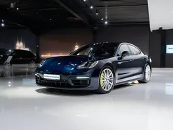 Blau Gebraucht 2021 Porsche Panamera 4 Sport Limousine | 67.980 €