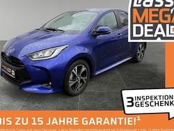 Blau Neu 2025 Toyota Yaris Hybrid Limousine | 23.980 € (Guter Preis)