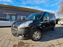 Grau Gebraucht 2015 Fiat Doblò Van / Kleinbus | 5.950 € (Fairer Preis)