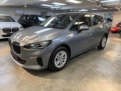 Grau Gebraucht 2023 BMW 218 Active Tourer Luxury Line Van / Kleinbus | 25.850 € (Guter Preis)