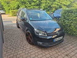Schwarz Gebraucht 2014 VW Touran Comfortline Van / Kleinbus | 7.500 € (Guter Preis)