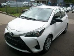 Weiß Gebraucht 2018 Toyota Yaris Limousine | 7.900 € (Superpreis)