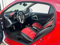 Weiß Gebraucht 2014 Smart ForTwo Coupé Brabus Coupé | 8.700 €