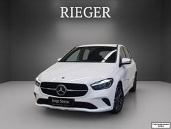 Weiß Gebraucht 2024 Mercedes B220 Progressive Van / Kleinbus | 31.449 € (Superpreis)