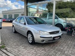 Silber Gebraucht 2001 Ford Mondeo Limousine | 2.700 € (Fairer Preis)