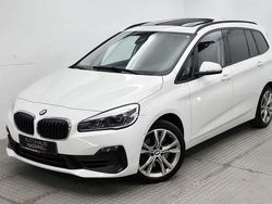 Weiß Gebraucht 2019 BMW 220 Gran Tourer Sport Line Van / Kleinbus | 20.800 € (Fairer Preis)
