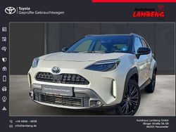 Weiß Gebraucht 2022 Toyota Yaris Cross SUV | 24.890 € (Fairer Preis)