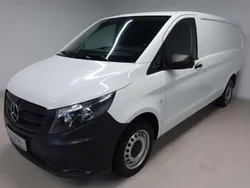 Arktikweiss Gebraucht 2017 Mercedes Vito Van / Kleinbus | 18.990 € (Fairer Preis)