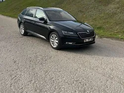Schwarz Gebraucht 2017 Skoda Superb Ambition Kombi | 7.999 € (Teuer)