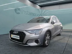 Silber Gebraucht 2023 Audi A3 Ambiente Limousine | 33.540 € (Teuer)