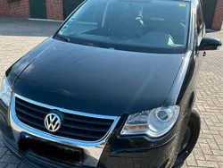 Schwarz Gebraucht 2008 VW Touran Van / Kleinbus | 3.990 € (Fairer Preis)