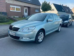Grün Gebraucht 2009 Skoda Octavia Limousine | 4.900 € (Guter Preis)