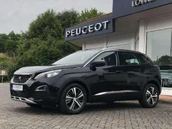 Lackierung schwarz perla nera/ Gebraucht 2021 Peugeot 3008 Allure SUV | 23.380 € (Fairer Preis)