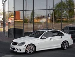 Weiß Gebraucht 2011 Mercedes C63 AMG AMG Limousine | 33.000 € (Fairer Preis)