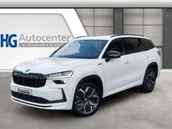 Moon white Neu 2025 Skoda Kodiaq SportLine SUV | 51.490 € (Fairer Preis)