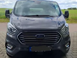 Grau Gebraucht 2018 Ford Tourneo Custom Titanium X Van / Kleinbus | 29.900 € (Etwas zu teuer)