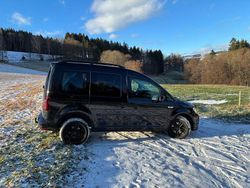Schwarz Gebraucht 2016 VW Caddy Highline Van / Kleinbus | 20.000 € (Fairer Preis)