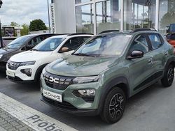 Grün Gebraucht 2023 Dacia Spring Essentiel Kleinwagen | 14.997 € (Fairer Preis)