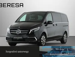 Obsidianschwarz Gebraucht 2024 Mercedes V300 Avantgarde Van / Kleinbus | 75.880 € (Teuer)