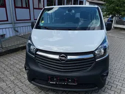 Weiß Gebraucht 2018 Opel Vivaro Van | 16.990 € (Etwas zu teuer)