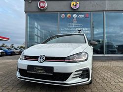 Weiß Gebraucht 2019 VW Golf VII GTI Limousine | 22.864 € (Fairer Preis)