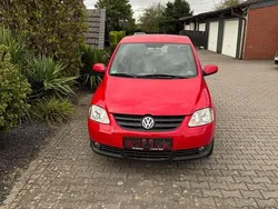 Rot Gebraucht 2008 VW Fox Kleinwagen | 1.600 € (Guter Preis)