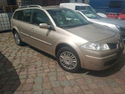 Pfefferbeige Gebraucht 2007 Renault Mégane GrandTour Privilege Kombi | 2.500 € (Fairer Preis)