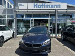 Blau Gebraucht 2018 BMW 218 Active Tourer Advantage Van / Kleinbus | 13.999 € (Fairer Preis)