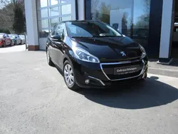 Schwarz Gebraucht 2019 Peugeot 208 Allure Kleinwagen | 13.990 € (Guter Preis)