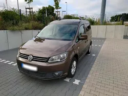 Braun Gebraucht 2010 VW Caddy Comfortline Van / Kleinbus | 5.600 €