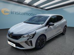 Grau Gebraucht 2025 Renault Clio V Kleinwagen | 21.499 € (Etwas zu teuer)