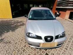 Silber Gebraucht 2002 Seat Cordoba Kleinwagen | 1.200 €