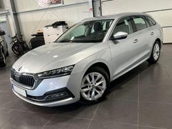Silber Gebraucht 2020 Skoda Octavia Kombi | 16.995 € (Fairer Preis)