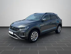 Indiumgrau metallic (metallic) Gebraucht 2025 VW T-Roc Life SUV | 30.400 € (Superpreis)